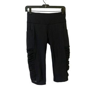 Lululemon Size 6 Black Mesh Sharp Turns Cropped Crop Leggings Workout Athletic